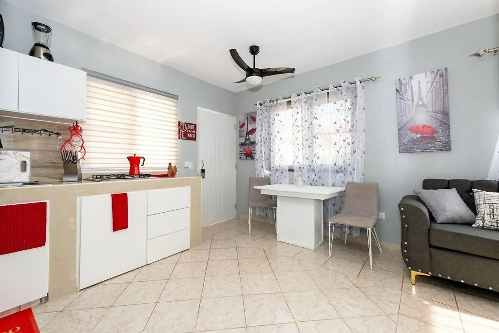 Hermosa Suites #1 In The Heart Of Punta Cana